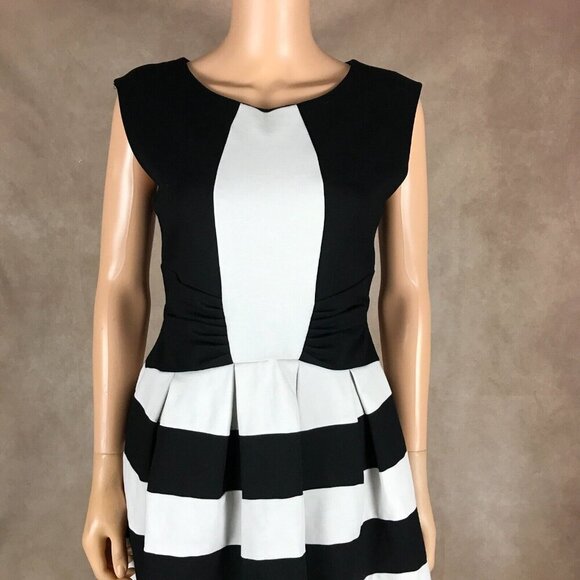 The Impeccable Pig Striped Dress Size MEDIUM - Picture 9 of 15